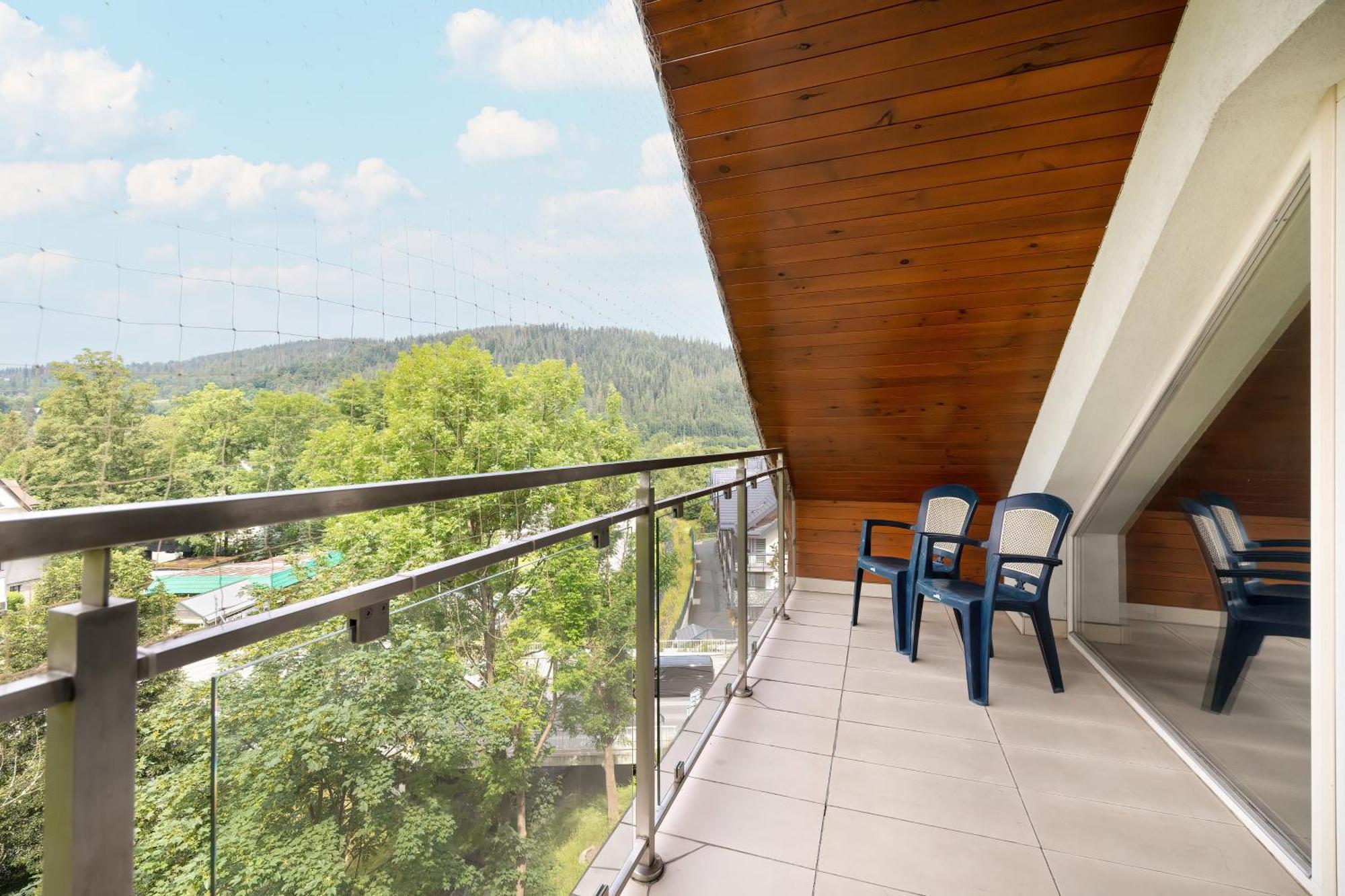 Przestronne Apartamenty W Zakopanem Z Trzema Sypialniami I Parkingiem By Noclegi Renters Exterior photo